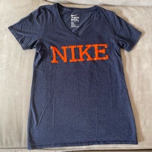 Women’s Nike T-shirt